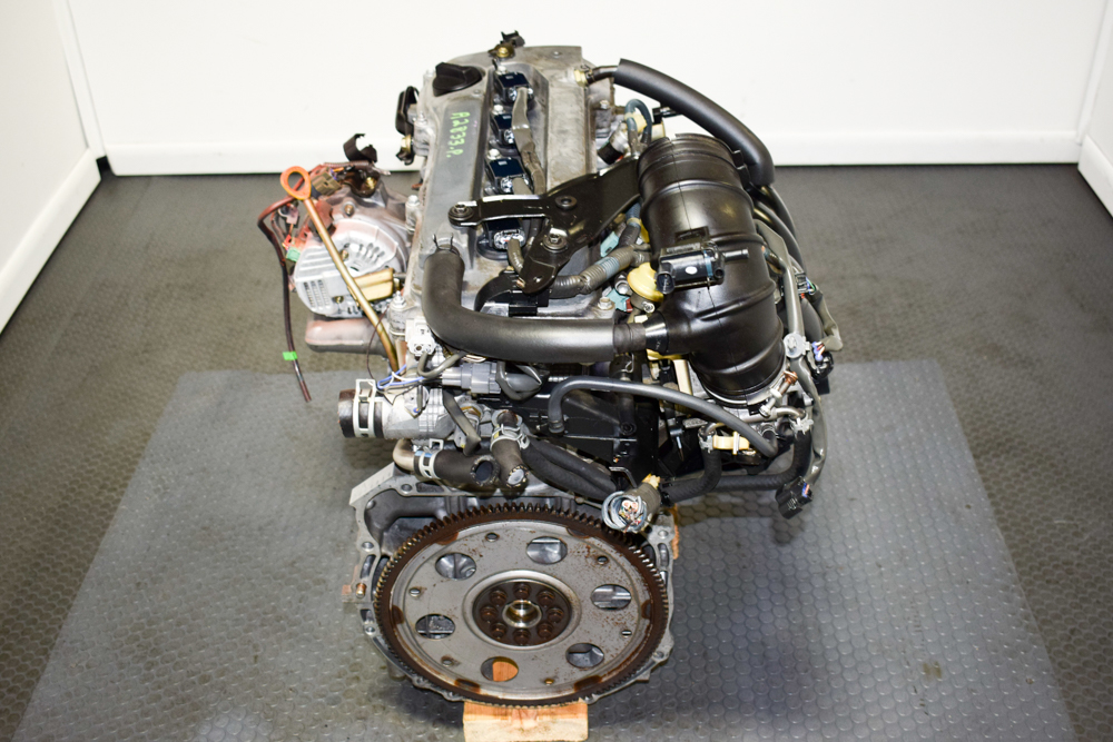 Toyota 2.4l 2AZ-FE engine.