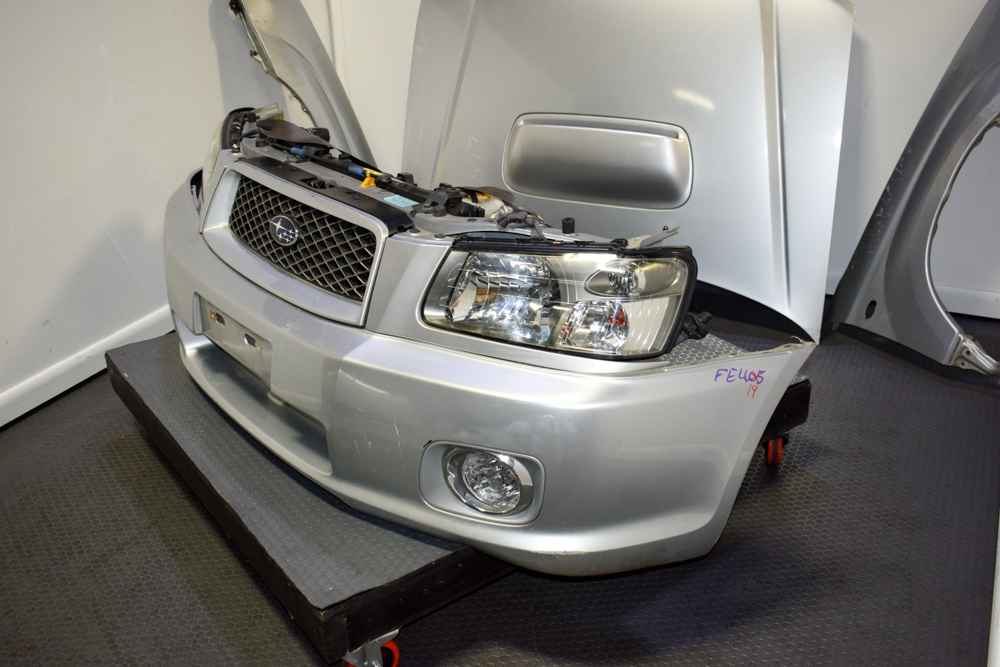 1535 JDM SG5 03-05 Subaru Forester XT STi Front Clip with HID