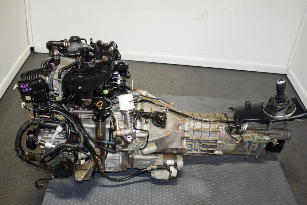 Mazda RX-8 13B Renesis motor.